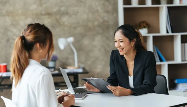 woman opening a checking account