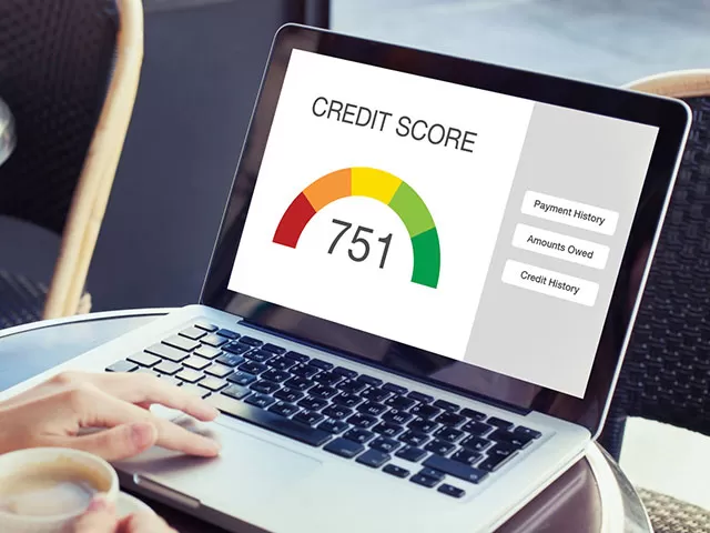 Laptop with credit score 